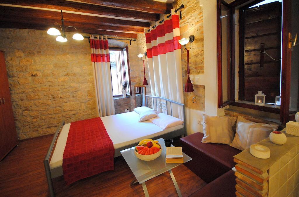 Guesthouse Ancient Stone Rovinj Quarto foto